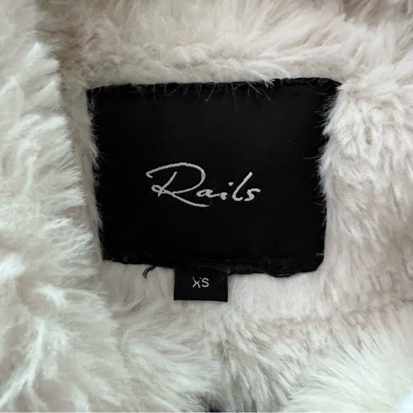 Rails Ramsey Faux Fur Denim Jacket - XS - Picture 5 of 12